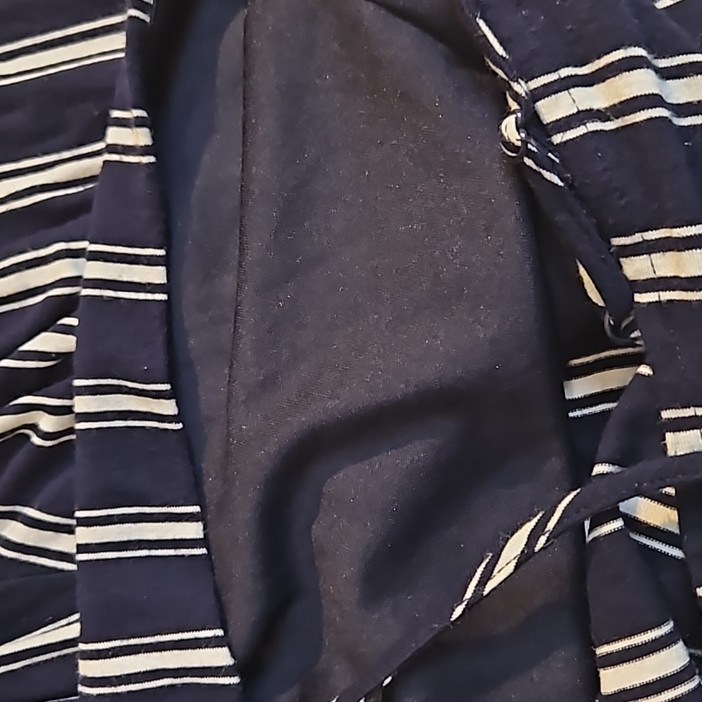 Ambiance size small cropped romper - Picture 5 of 6